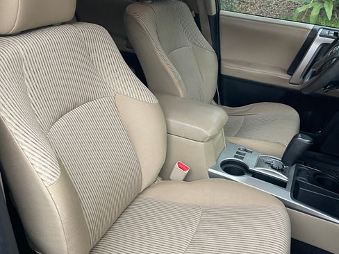 Used 2011 Toyota 4Runner SR5 image 14