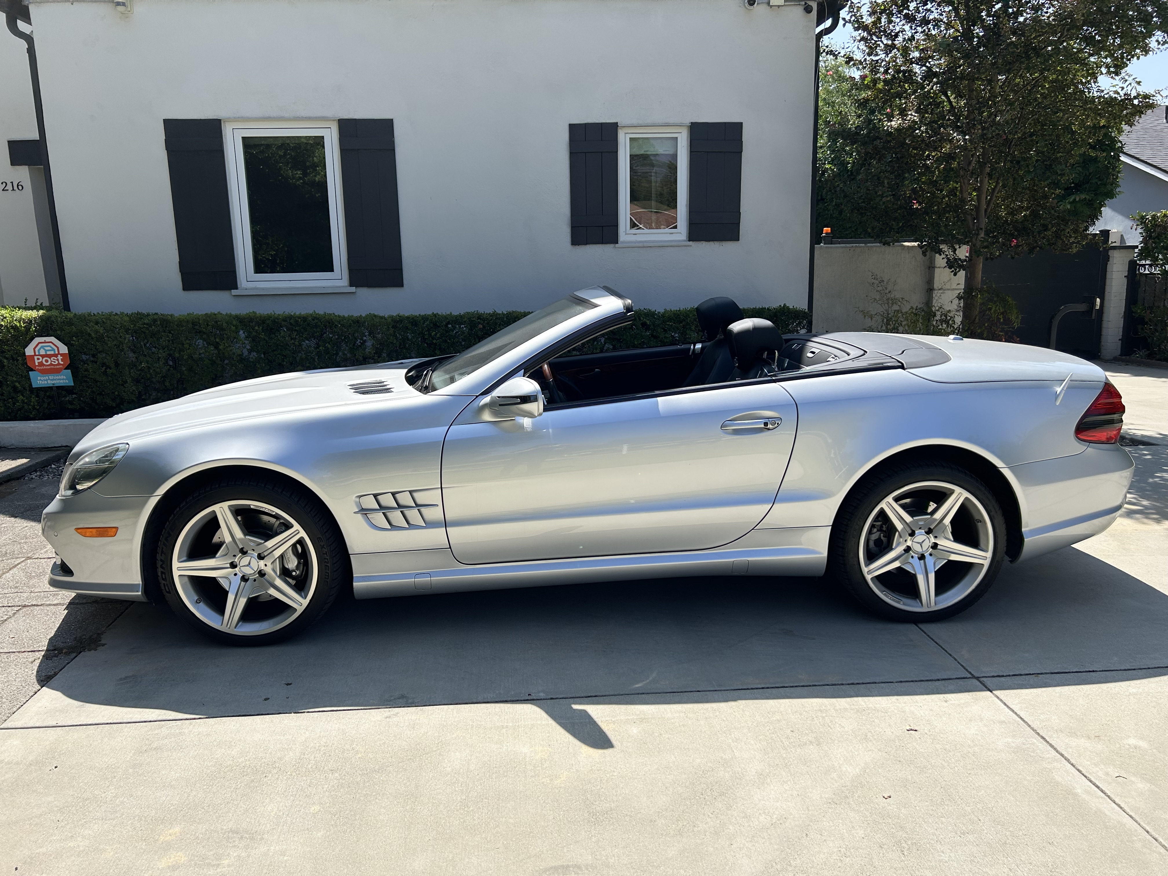 Used 2009 Mercedes-Benz SL 550 image 16