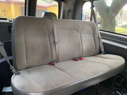 Used 2017 Chevrolet Express 3500 LT w/ LT Preferred Equipment Group image 29