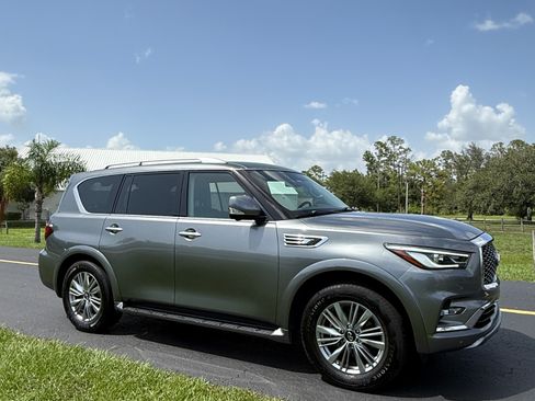 Used 2021 INFINITI QX80 Luxe RWD image 16