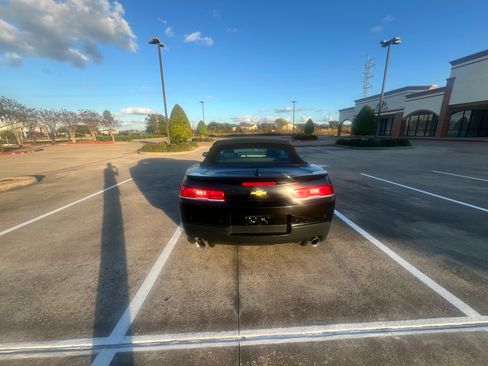 Used 2014 Chevrolet Camaro LT image 9
