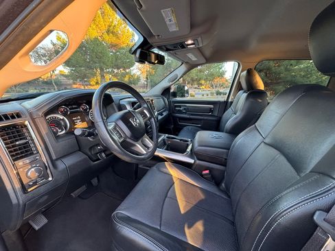Used 2018 RAM 2500 Laramie w/ Sport Appearance Group AWD/4WD image 14