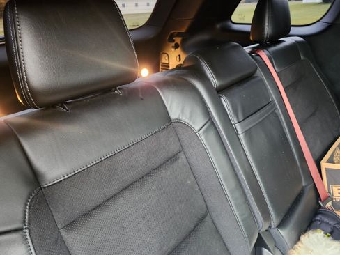 Used 2020 Jeep Grand Cherokee SRT image 6