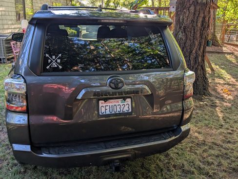 Used 2023 Toyota 4Runner SR5 image 5