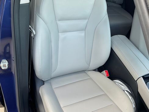 Used 2023 Nissan Rogue SL w/ SL Premium Package image 10