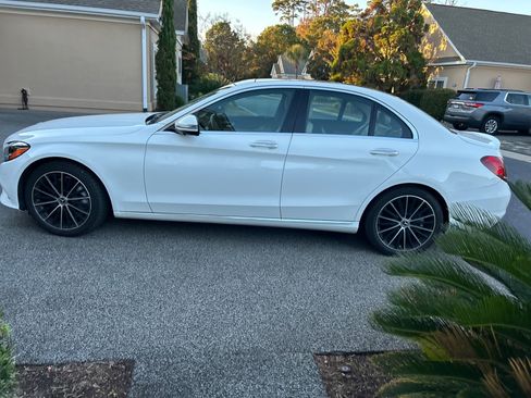 Used 2020 Mercedes-Benz C 300 Sedan image 6