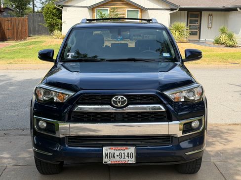 Used 2019 Toyota 4Runner Limited AWD/4WD image 4