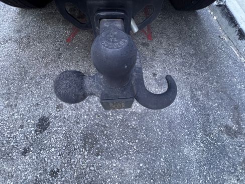 Used 2020 Toyota Tacoma TRD Sport w/ Technology Package image 5