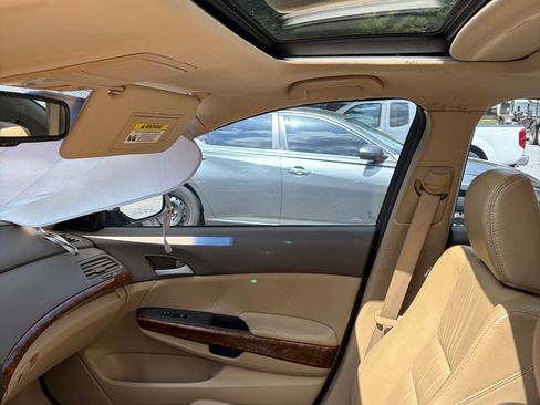Used 2009 Honda Accord EX-L image 4