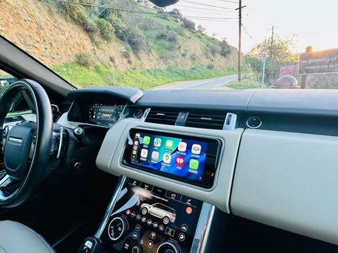 Used 2018 Land Rover Range Rover Sport Supercharged image 13