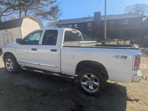 Used 2005 Dodge Ram 1500 Truck SLT image 5