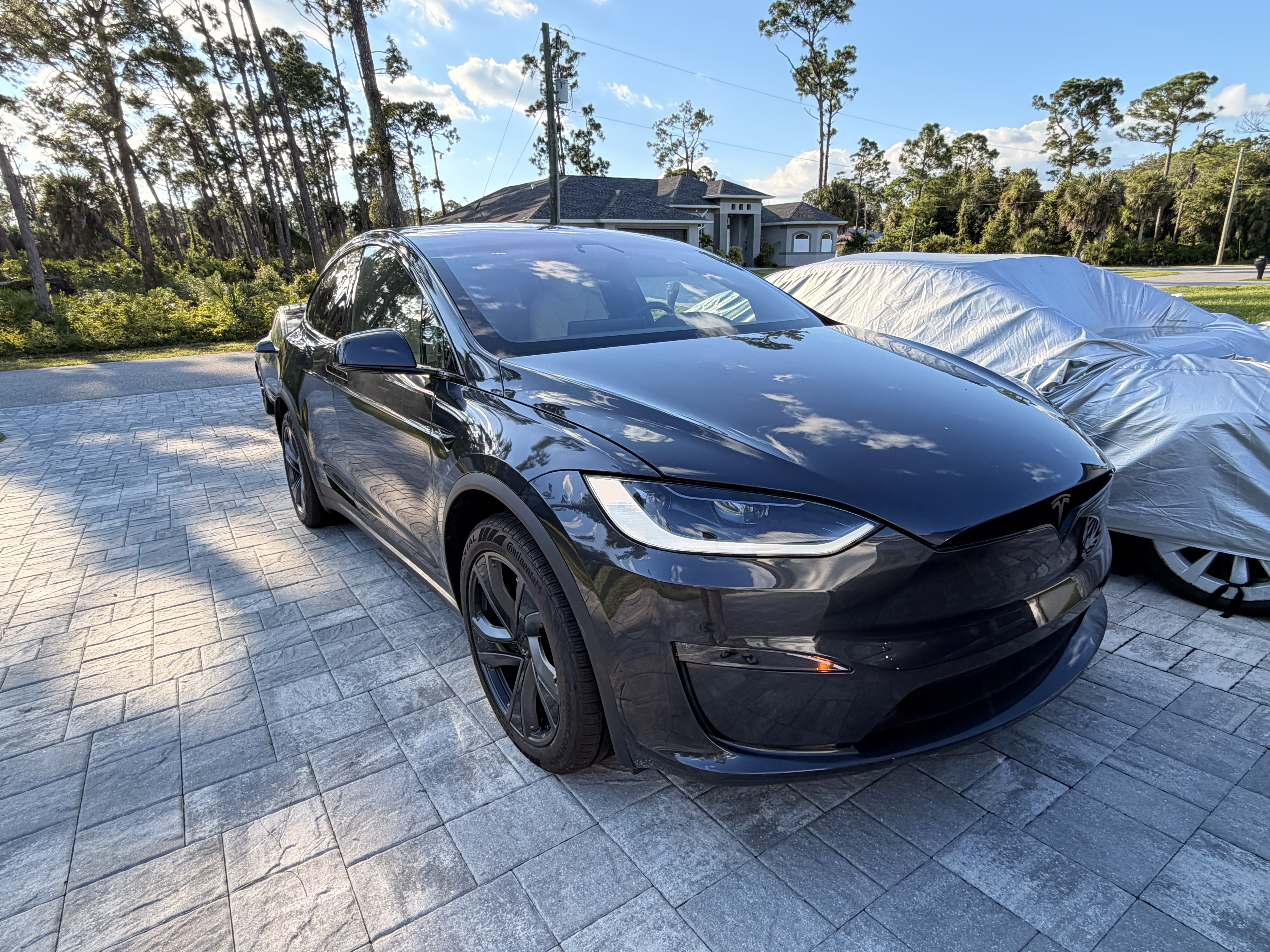 Used 2026 Tesla Model X AWD/4WD image 4