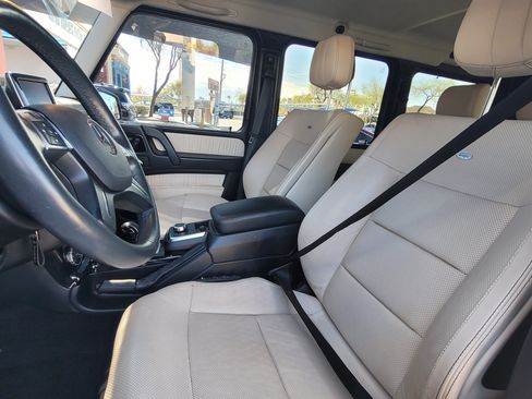 Used 2015 Mercedes-Benz G 550 image 11