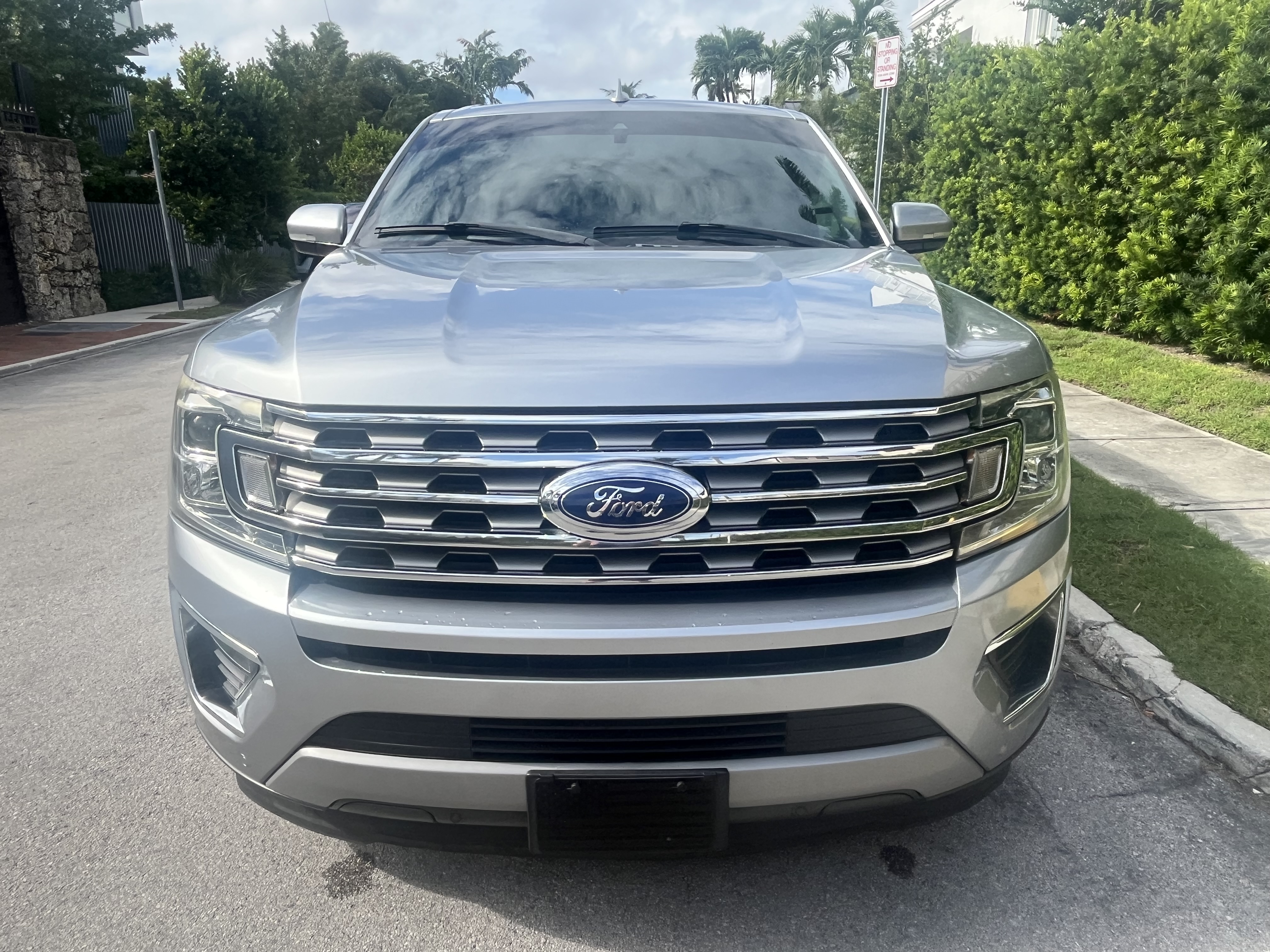 Used 2020 Ford Expedition Max Limited RWD image 30