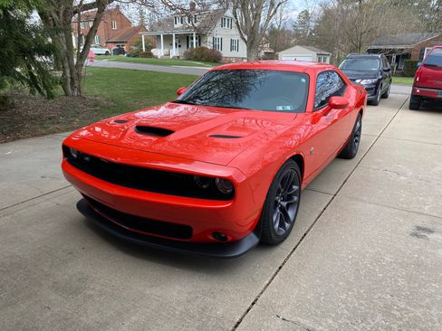 Used 2022 Dodge Challenger R/T Scat Pack image 4