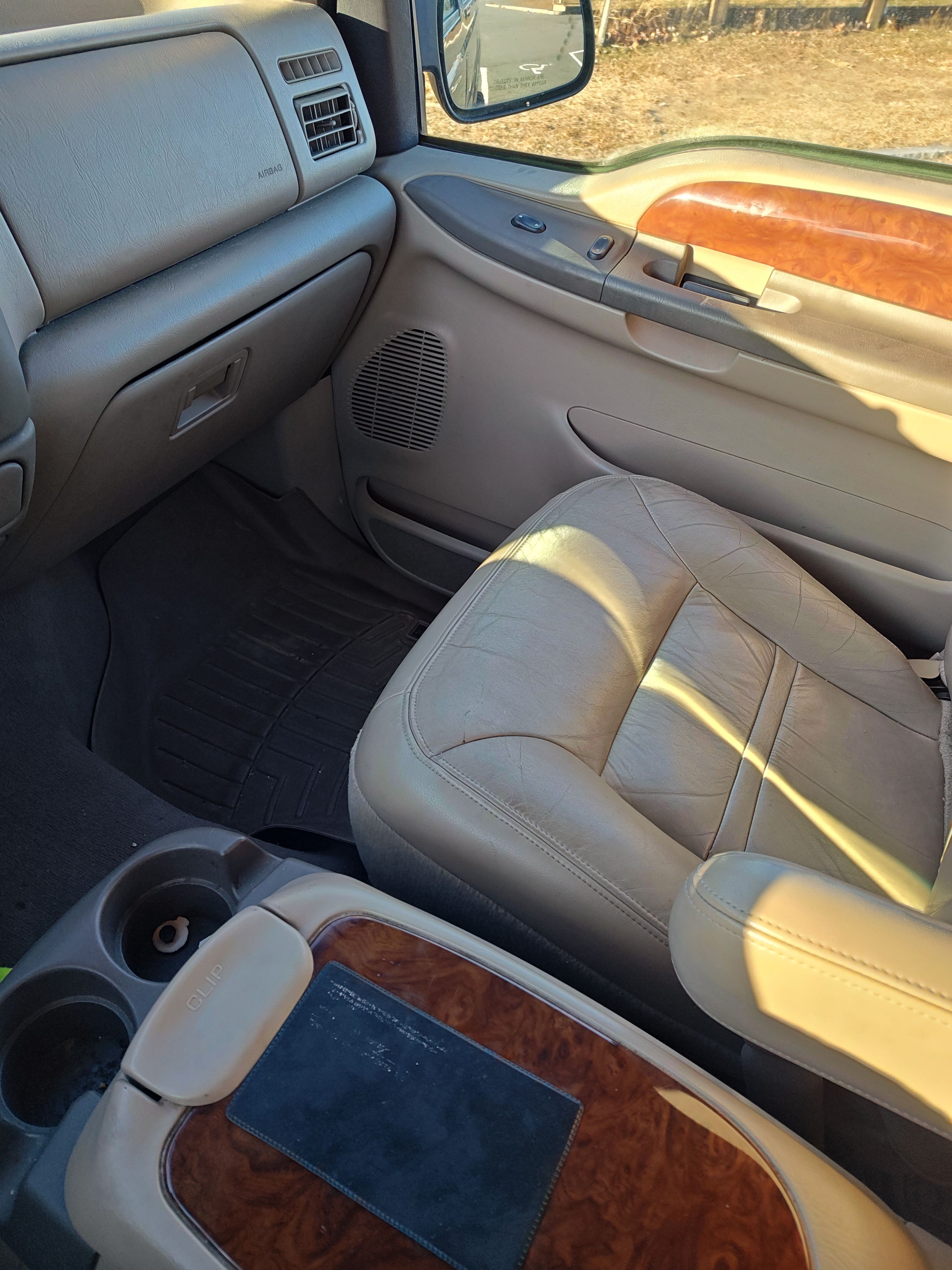 Used 2001 Ford Excursion Limited AWD/4WD image 15