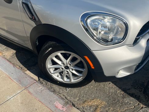 Used 2016 MINI Cooper Countryman S FWD image 2