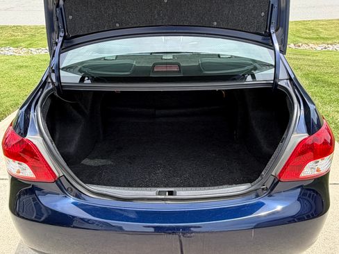 Used 2008 Toyota Yaris Sedan FWD image 5