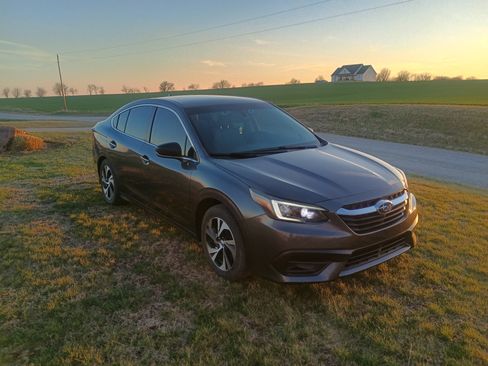 Used 2021 Subaru Legacy w/ Alloy Wheel Package image 2
