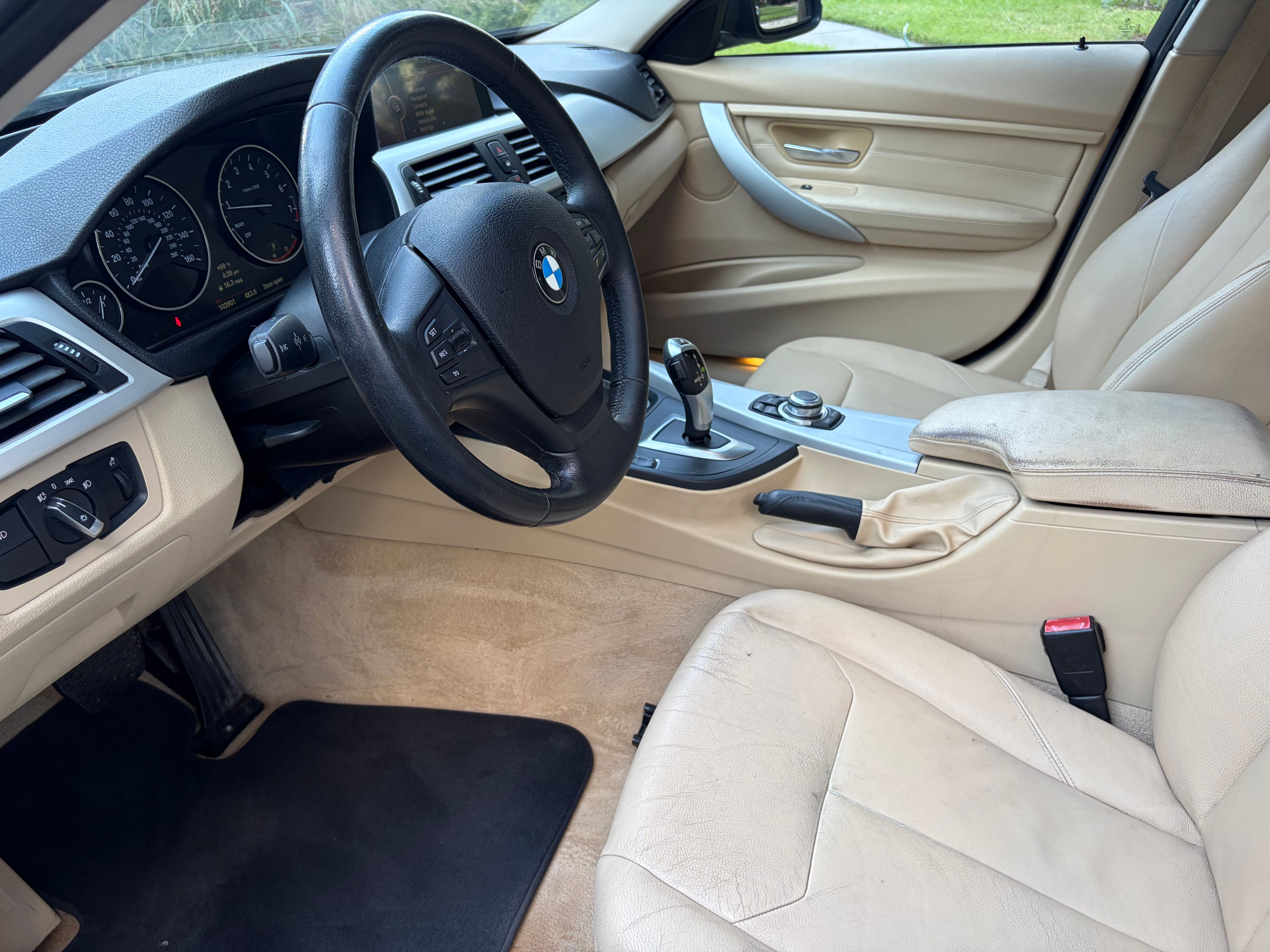 Used 2012 BMW 328i Sedan RWD image 16