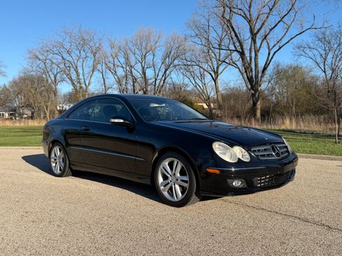 Used 2006 Mercedes-Benz CLK 350 Coupe image 1