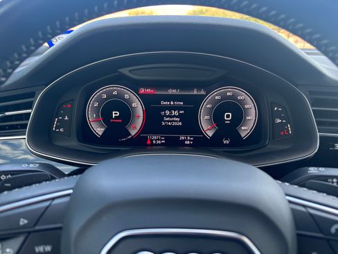 Used 2019 Audi Q8 Premium Plus w/ Premium Plus image 6