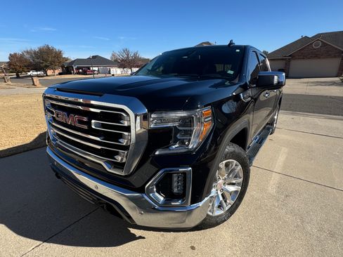 Used 2019 GMC Sierra 1500 SLT w/ SLT Premium Plus Package image 2