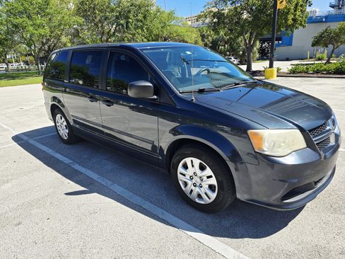 Used 2013 Dodge Grand Caravan American Value Package image 1