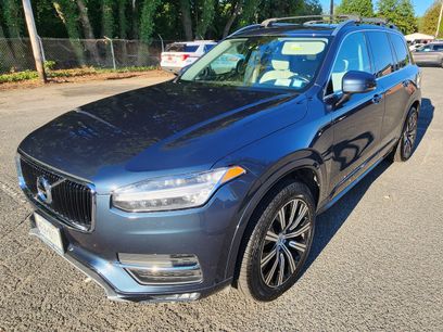 Used 2019 Volvo XC90 T5 Momentum