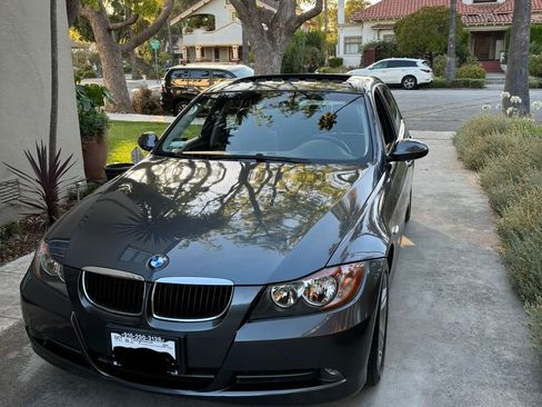 Used 2008 BMW 328i Sedan RWD image 4