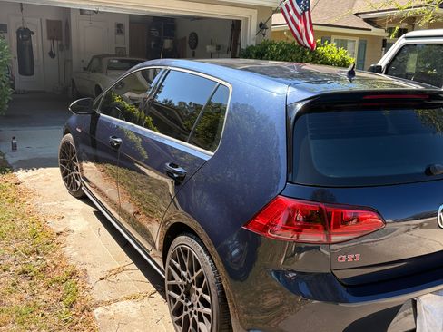 Used 2017 Volkswagen GTI Sport FWD image 4