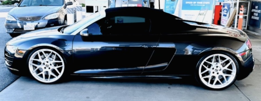 Used 2012 Audi R8 V10 AWD/4WD image 5