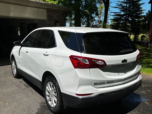 Used 2020 Chevrolet Equinox LT AWD/4WD image 2