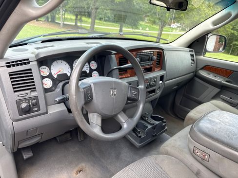 Used 2006 Dodge Ram 1500 Truck SLT image 11