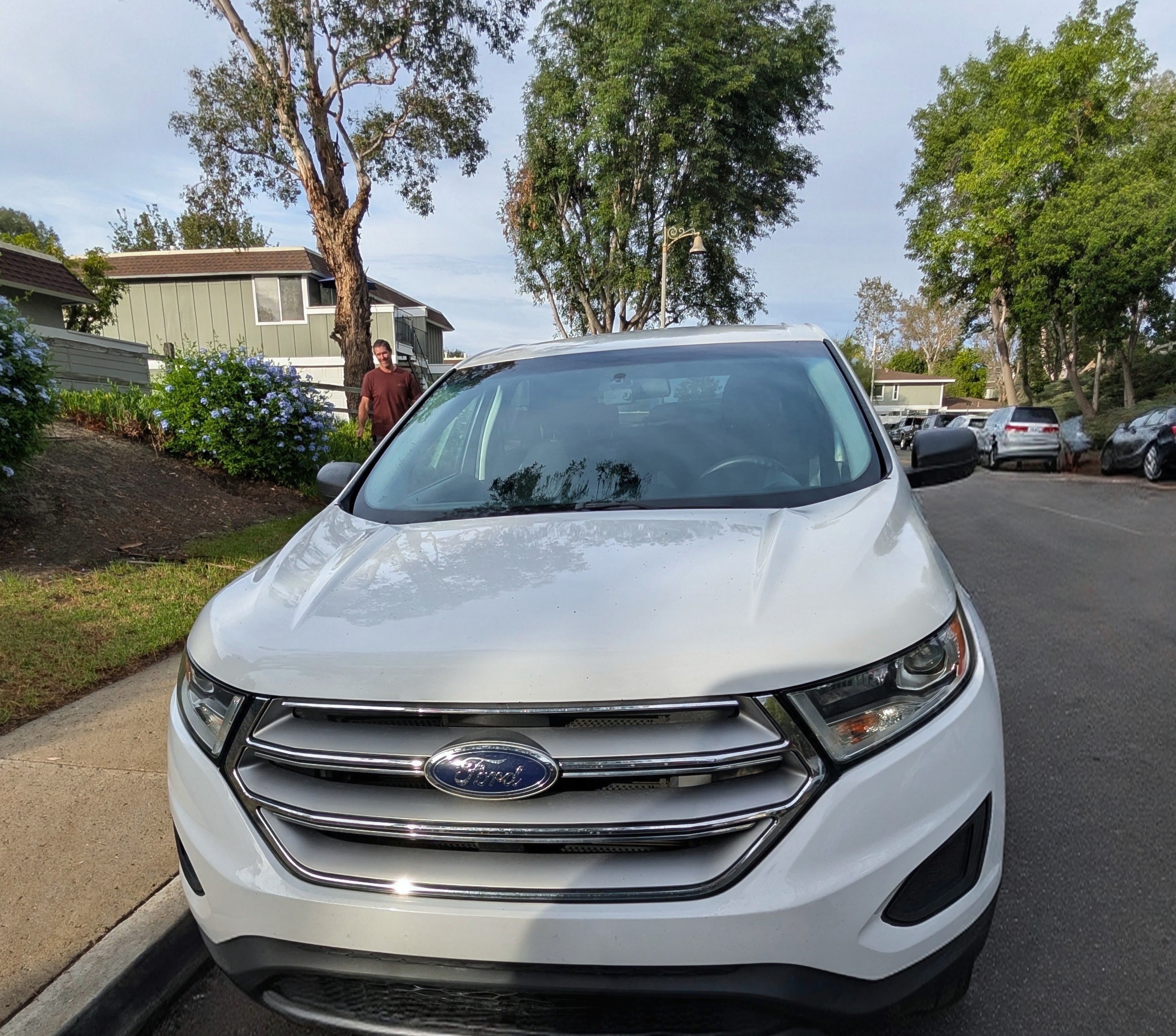 Used 2016 Ford Edge SE FWD image 4