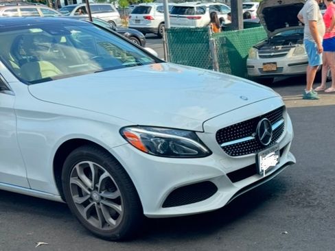 Used 2017 Mercedes-Benz C 300 4MATIC Sedan image 5