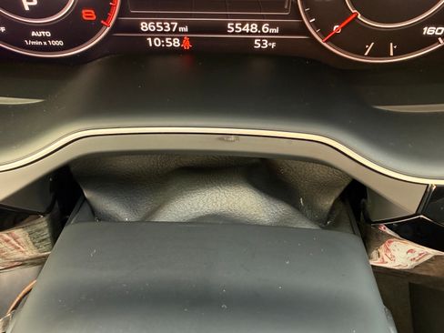 Used 2018 Audi Q7 3.0T Prestige w/ Prestige Package image 8