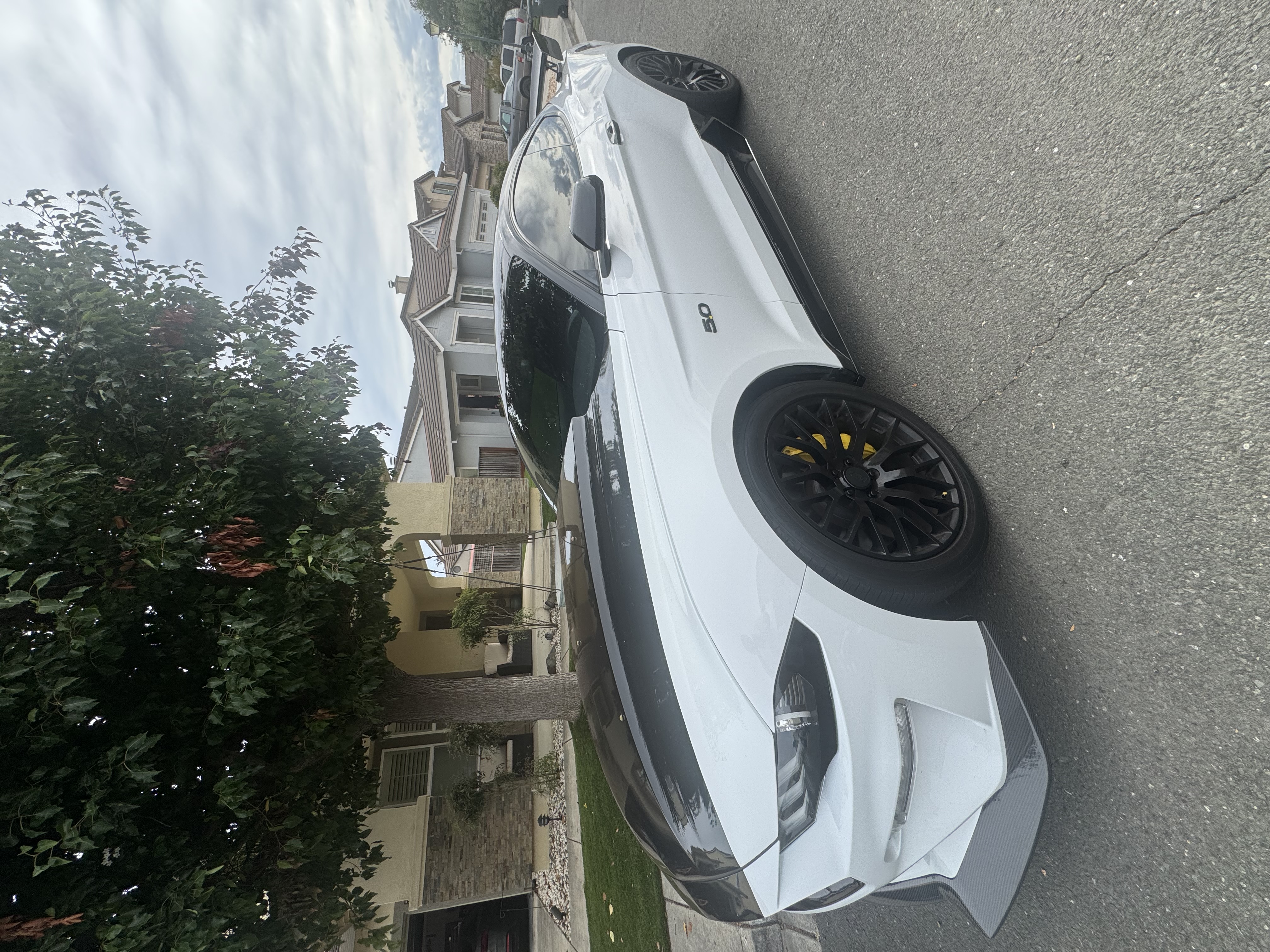 Used 2020 Ford Mustang GT RWD image 1