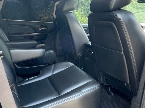 Used 2014 Chevrolet Tahoe LTZ AWD/4WD image 10