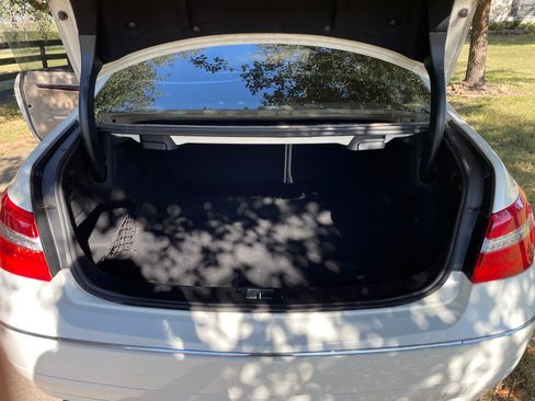 Used 2012 Mercedes-Benz E 350 Coupe image 6