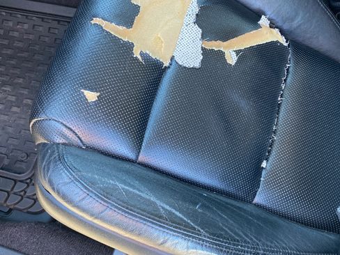 Used 2007 Subaru Outback 2.5XT Limited image 14