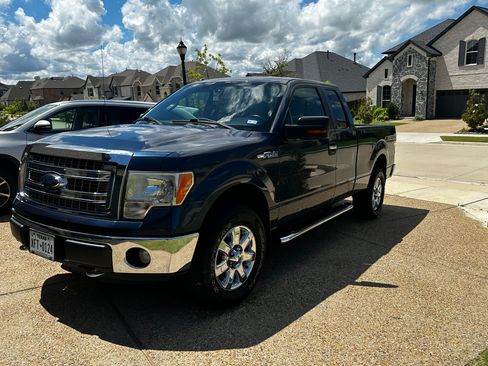 Used 2013 Ford F150 XLT w/ Luxury Equipment Group AWD/4WD image 4