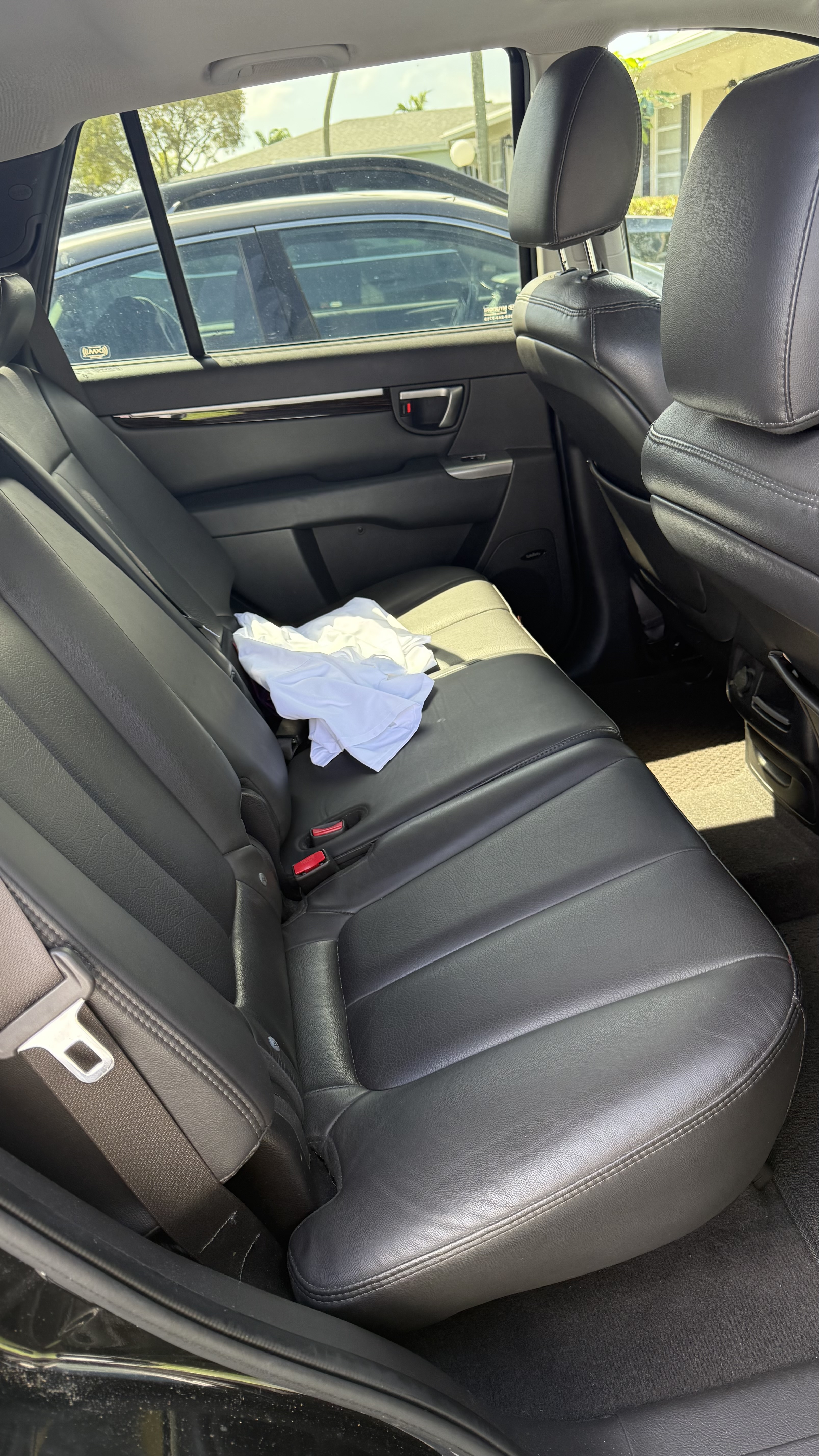 Used 2012 Hyundai Santa Fe Limited w/ Navigation Pkg 4 FWD image 10