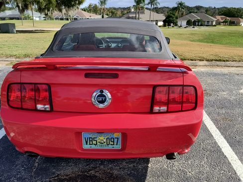 Used 2005 Ford Mustang GT Premium image 6