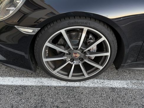 Used 2014 Porsche 911 Carrera 4 AWD/4WD image 20
