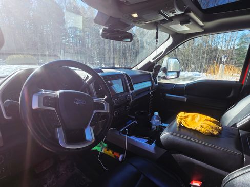 Used 2020 Ford F350 Lariat w/ Lariat Ultimate Package image 5