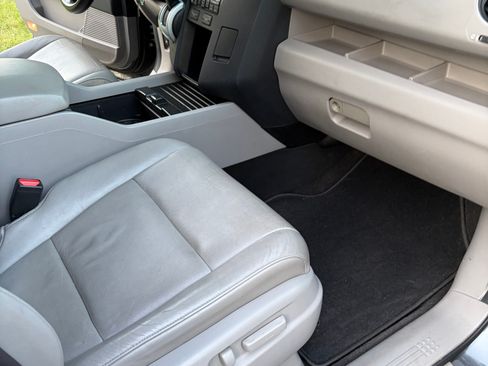 Used 2011 Honda Pilot EX-L image 10