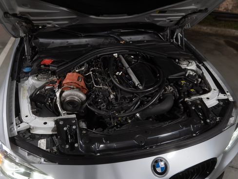 Used 2017 BMW 340i Sedan image 9