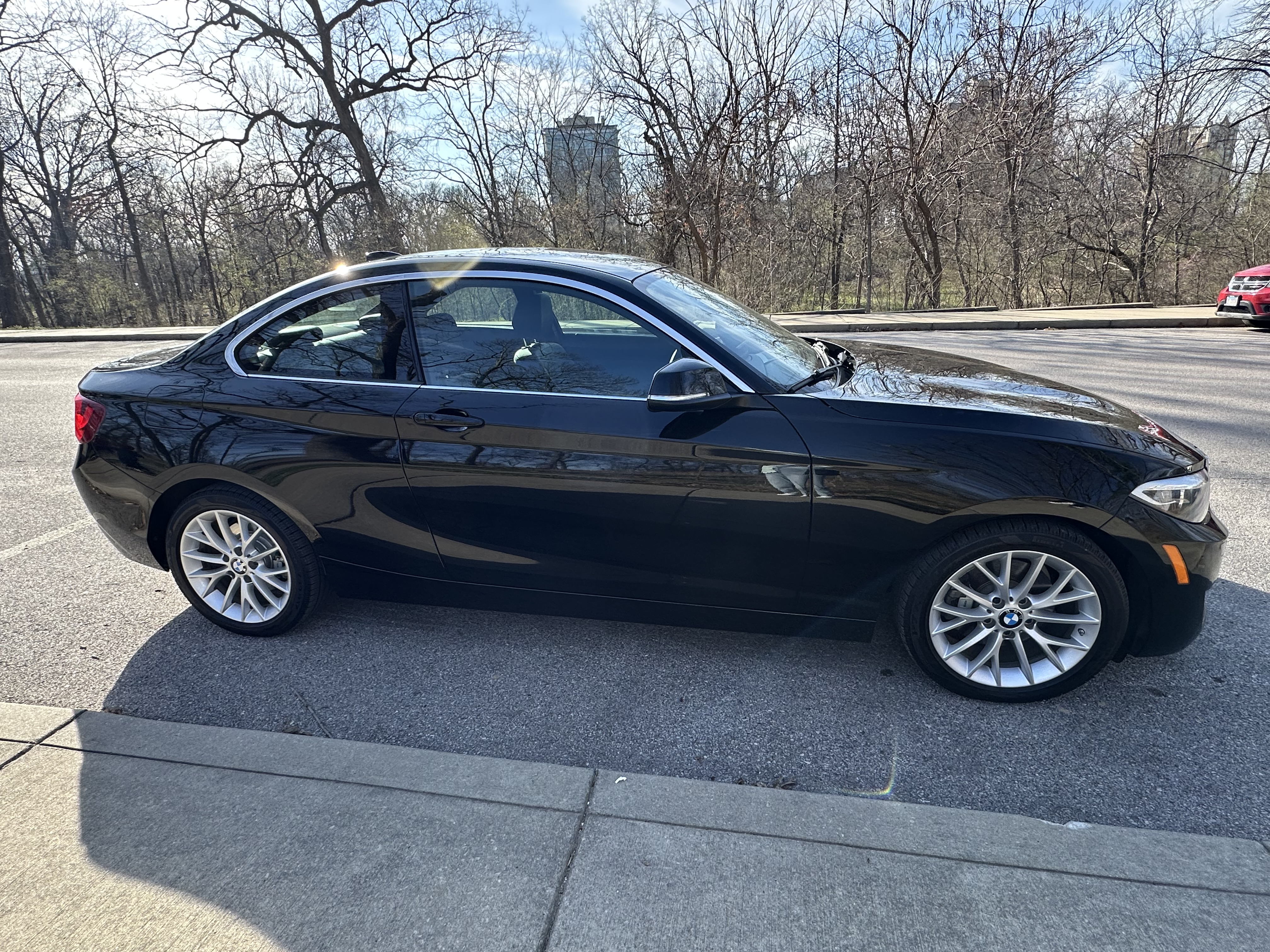 Used 2016 BMW 228i xDrive Coupe AWD/4WD image 2