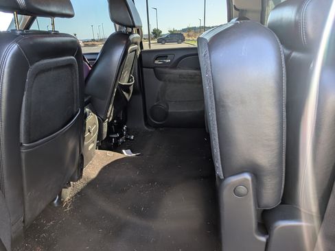 Used 2009 Chevrolet Silverado 1500 LTZ image 11